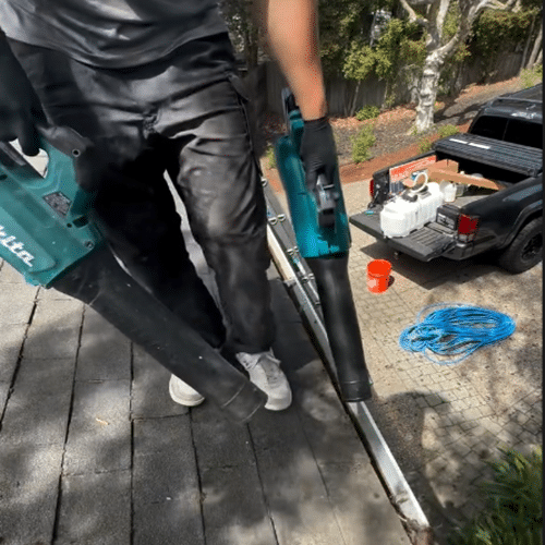 gutter-cleanout-company-in-marin-ca
